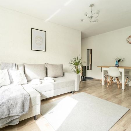 Apartament Gold - 2 Osobne Sypialnie Z Balkonem - Spaceapart Jelenia Góra Екстериор снимка