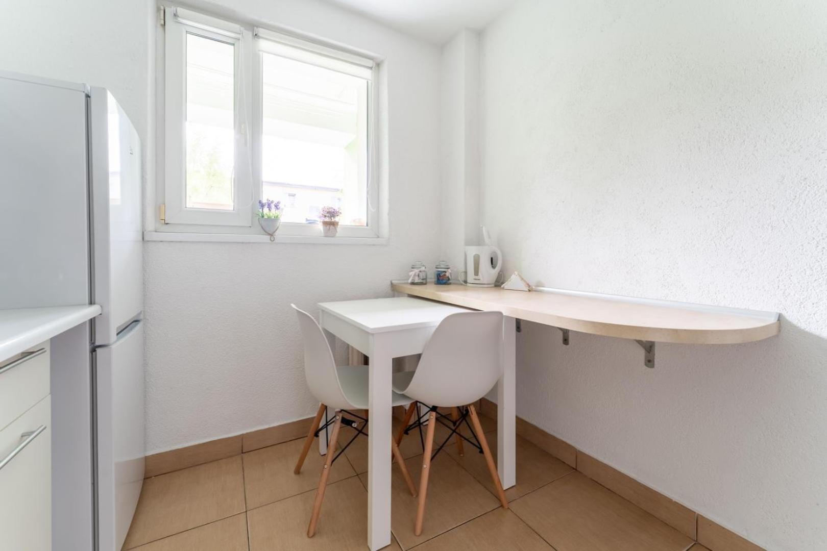 Apartament Gold - 2 Osobne Sypialnie Z Balkonem - Spaceapart Jelenia Góra Екстериор снимка